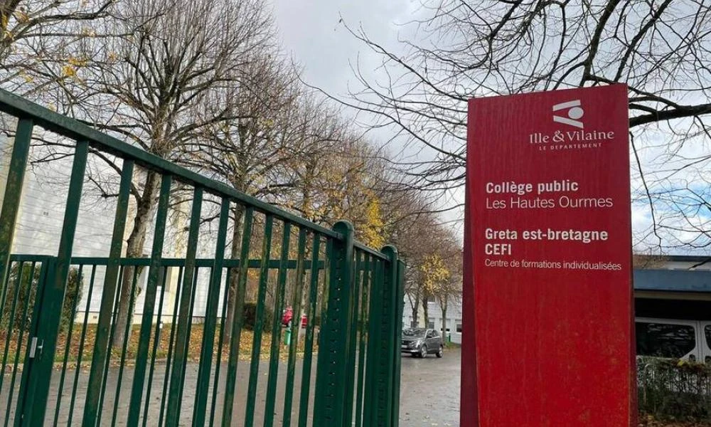 Γαλλία: Μαθήτρια μόλις 12 ετών απείλησε την καθηγήτρια της με μαχαίρι - Της είχε κατάσχει το κινητό